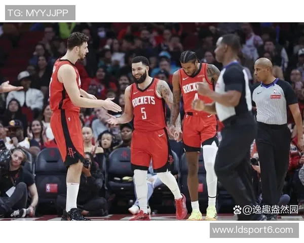 火箭率先赢球鹈鹕遭遇惨败成为西部唯一未胜球队