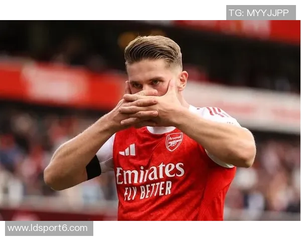 吉鲁在天空体育节目中祝福约克雷斯在阿森纳取得成功希望他能大放异彩 吉鲁在天空体育节目中祝福约克雷斯在阿森纳取得成功希望他能大放异彩