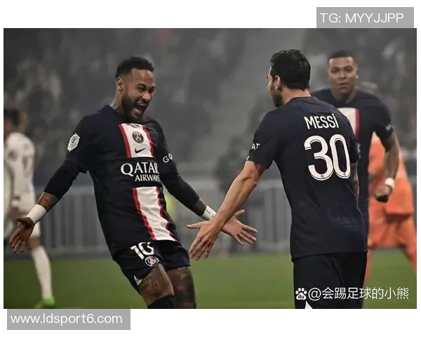 法国裁判部门组织VAR模拟演练9家法甲俱乐部积极参与提升裁判水平