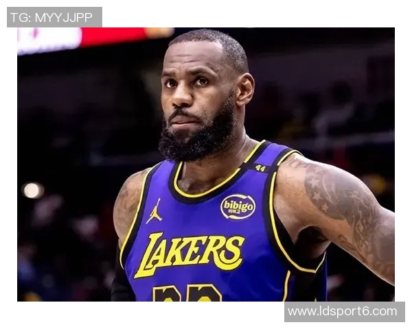 詹姆斯团队呼吁湖人谨慎安排出场时间他将缺席季前赛首战