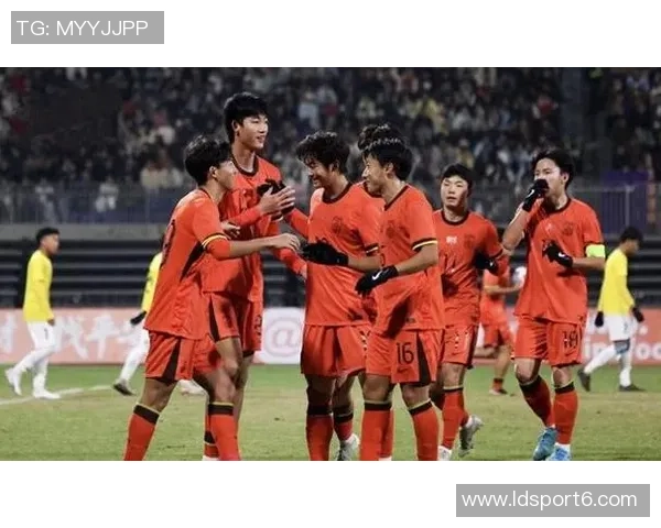 疯狂进球夜9场比赛共计43球三队单场狂轰6球以上 疯狂进球夜9场比赛共计43球三队单场狂轰6球以上