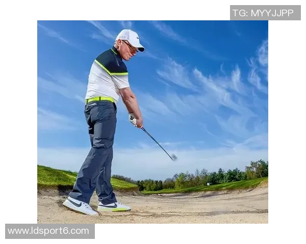 范巴斯滕:社交媒体负面评论对球员的影响与应对之道 范巴斯滕:社交媒体负面评论对球员的影响与应对之道