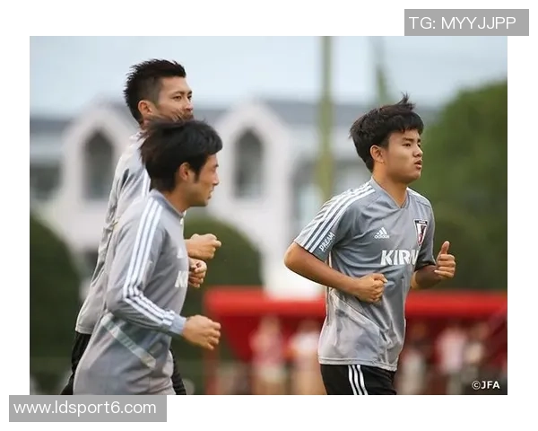 日本队新赛季号码揭晓久保建英身披20号堂安律10号南野拓实8号引关注 日本队新赛季号码揭晓久保建英身披20号堂安律10号南野拓实8号引关注