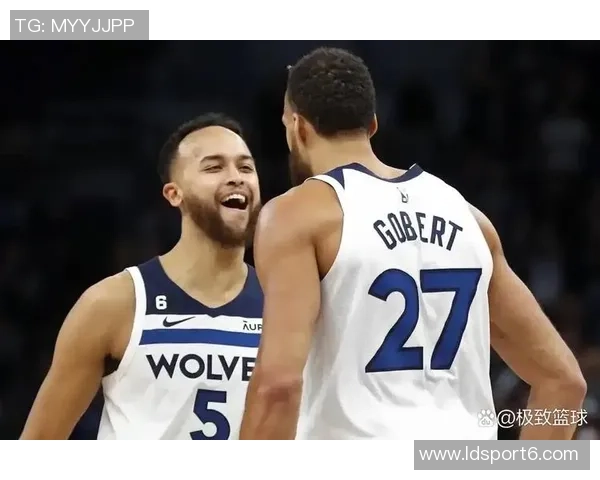 戈贝尔半场表现抢眼11分8板3助助力球队领先鹈鹕 戈贝尔半场表现抢眼11分8板3助助力球队领先鹈鹕