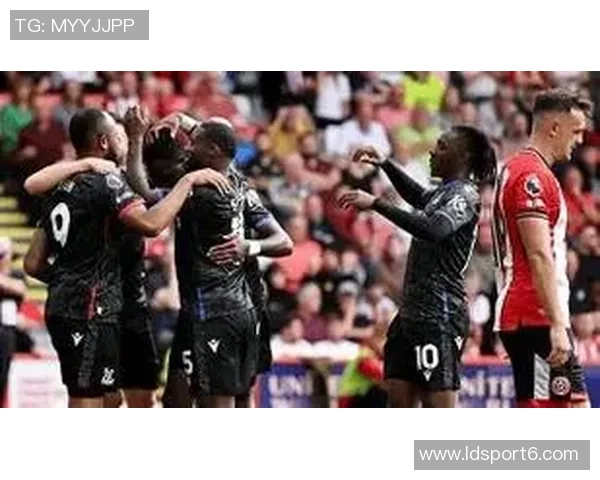 维拉与费耶诺德球迷赛前冲突鹿特丹警方逮捕五名当地人