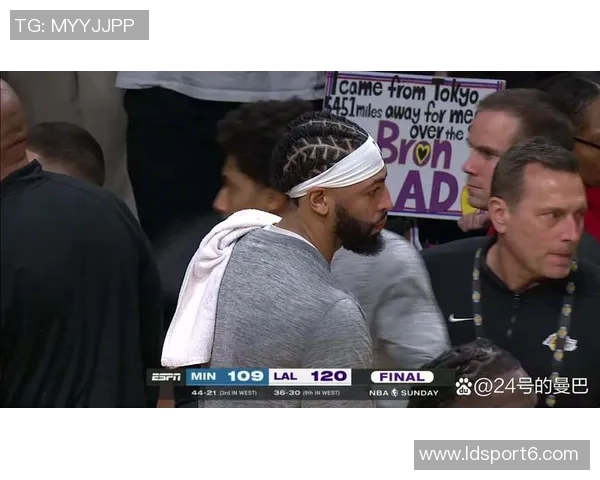 安东尼戴维斯表现出色14投8中砍下25分助球队获胜并贡献多项数据