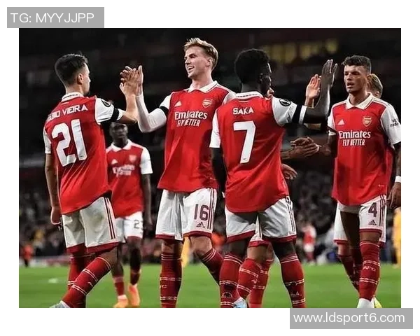 阿森纳祝贺传奇球员亚当斯59岁生日回顾669场比赛与48个进球的辉煌历程 阿森纳祝贺传奇球员亚当斯59岁生日回顾669场比赛与48个进球的辉煌历程