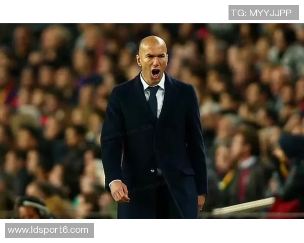 希勒警告曼联若败桑德兰阿莫林或将下课齐达内执教令我感到意外